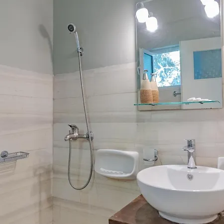 Blue Lagoon Apartamento