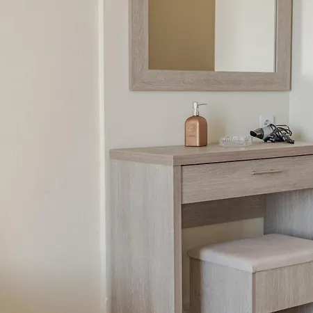Blue Lagoon Apartament *